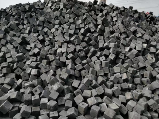 Karbon Tinggi Abu 10% Kokas Berbentuk Kubik Dalam Baja Membuat Reaktivitas Rendah