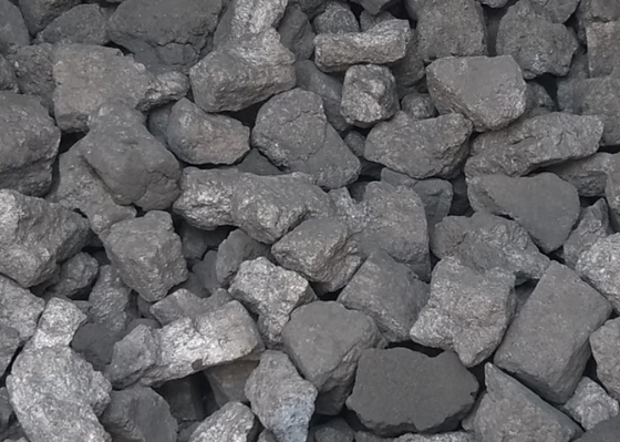 Panaskan 30600 Kj/Kg Foundry Coke Bahan Baku Untuk Pengecoran Besi Kelembaban Rendah