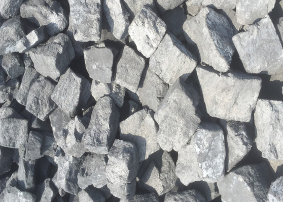 Low S High Grade Big Coke Bahan Bakar Padat Panas 31000 Kj / Kg 8% Ash 80-120mm