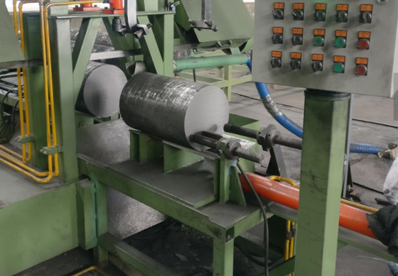 Round Bar Bentuk Elektroda Tungku Busur Listrik Ketahanan Oksidasi Tinggi
