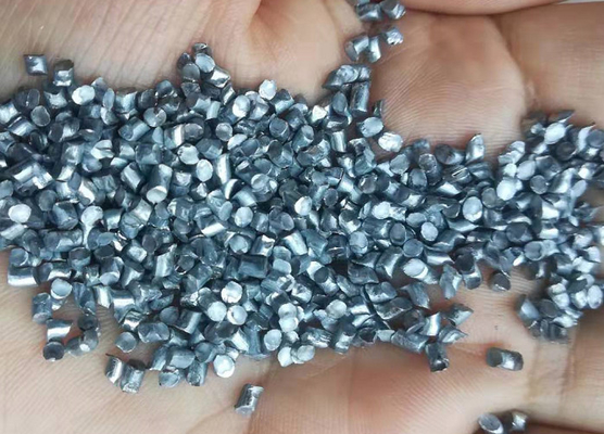 Penghapusan Karat Logam Paduan Baja Memotong Kawat Ditembak Ukuran 2.0mm Kekerasan 37HRC Min